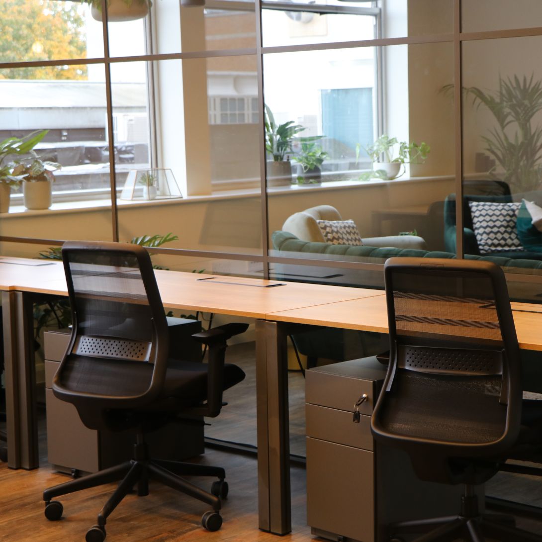 Co-Space Reading  Private Office Product Image